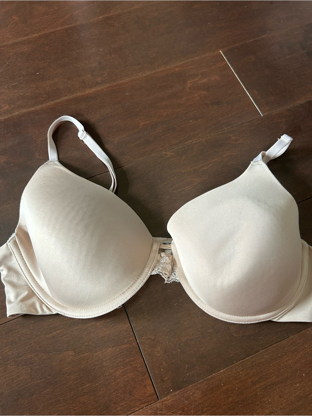 Maidenform Smooth Light Beige Bra